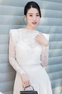 Miss Vietnam Do My Linh Elegant Fashion Transformation After 10kg Weight Loss - image 8
