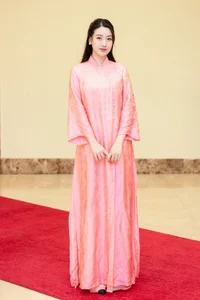 Miss Vietnam Do My Linh Elegant Fashion Transformation After 10kg Weight Loss - image 4