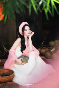 Gentle Beauty of a Vietnamese Girl in Elegant Traditional Attire - image 1