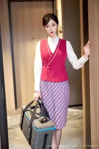 Captivating Yue Er Yue Er in Chic Office Attire - XiuRen No.10620 - image 24