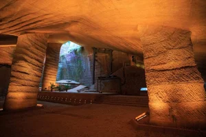 The Mystery of China's Largest Man-Made Cave: An Architectural Wonder That Defies Logic - image 5
