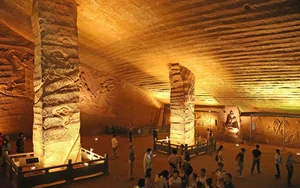 The Mystery of China's Largest Man-Made Cave: An Architectural Wonder That Defies Logic - image 11