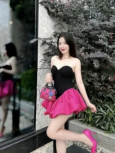 How Wealthy Are Puka and Gin Tuan Kiet After Hosting Five Lavish Wedding Ceremonies? - image 3