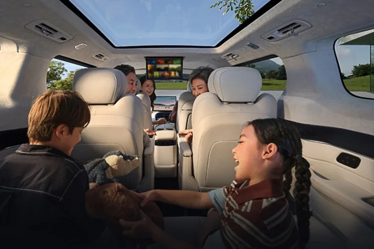 Geely Galaxy V900 MPV Hybrid: 1200km Range and Cutting-Edge Features