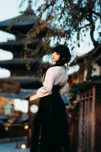 Coser Chunmomo: Discover the enchanting autumn night beauty in her Autumn Quest Part02 series - image 5