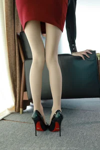 IESS Luxury Fashion: Xiao Liu in the Red Bottom High Heels Collection - image 62