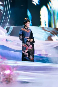 A Royal Trio: Miss Vietnam Queens Bao Ngoc, Tieu Vy, and Thanh Thuy Shine in Traditional Ao Dai - image 4