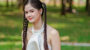 Collection of Beautiful and Pure Vietnamese Girls Celebrating Natural Beauty - image 14