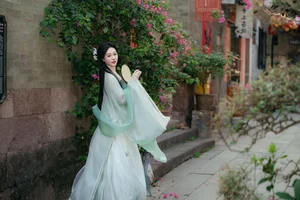 Wu Yue: An Ethereal Dreamscape Within YiTuYu Art Language Vol. 9040 Series - image 6