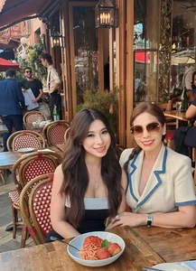 Ly Huong and Daughter Make a Nostalgic Return to New York After Eight Years Away - image 5