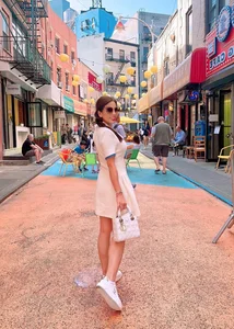Ly Huong and Daughter Make a Nostalgic Return to New York After Eight Years Away - image 0