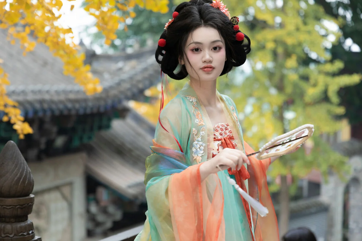 Artistic Sophistication in YiTuYu Art Language Vol.6498 Chen You Na