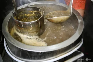 Michelin Recommended Eel Glass Noodles: A 40-Year Hanoi Old Quarter Gem - image 1