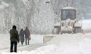 Resilience Amidst the Chill: Chinese Citizens Battle Record-Breaking Cold Wave - image 1