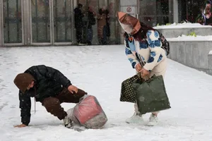 Resilience Amidst the Chill: Chinese Citizens Battle Record-Breaking Cold Wave - image 4