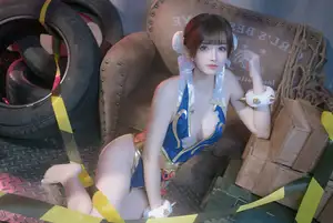 Coser Lu Ba Sui: Chun-Li's Alluring Combat Training Guide - image 21