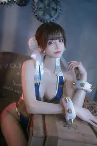 Coser Lu Ba Sui: Chun-Li's Alluring Combat Training Guide - image 20