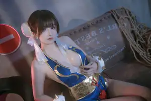 Coser Lu Ba Sui: Chun-Li's Alluring Combat Training Guide - image 8