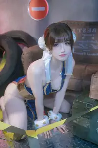 Coser Lu Ba Sui: Chun-Li's Alluring Combat Training Guide - image 22