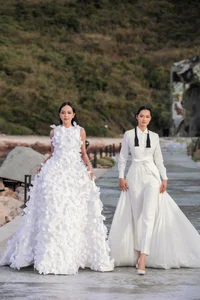 Miss Vietnam Tieu Vy Shines as Vedette in Ha Thanh Viet Princess Gown - image 2