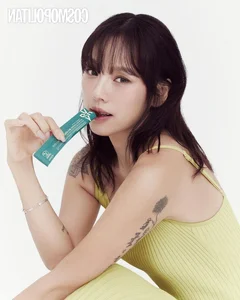 Lee Hyori Defines Timeless Beauty on Latest Cosmopolitan Cover - image 6