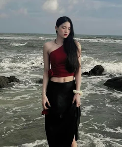 The Rising Star of Vietnamese Volleyball: Meet the 1.76m Athletic Sensation - image 2
