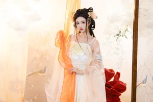 Captivating Visuals from YiTuYu Art Language Vol.5614 Qi Luo Sheng De Xiao Su Su - image 0