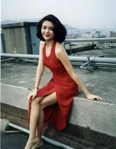 Rosamund Kwan's Vintage Swimwear Photos Redefine Classic Feminine Elegance - image 5