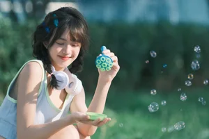 Contemporary Visual Narrative: A Yue in YiTuYu Art Language Vol.5018 - image 6