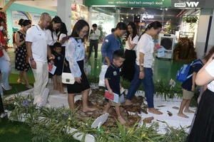 Exciting New Beginnings: Students and Parents Celebrate the New School Year - image 5