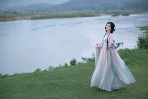YiTuYu Art Language Vol.7715 featuring Jin Zou Ba: A Masterpiece of Visual Storytelling - image 5