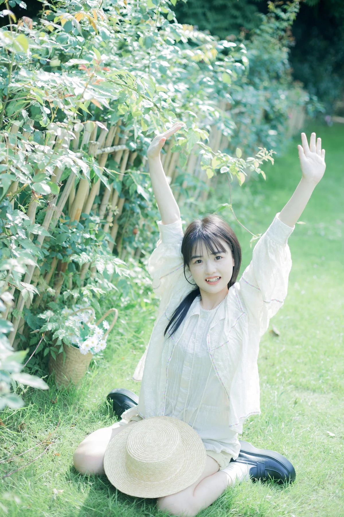 Artistic Portraits of Xiao Yi Mei Mei in YiTuYu Art Language Vol.4798: A Visual Masterpiece