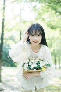 Artistic Portraits of Xiao Yi Mei Mei in YiTuYu Art Language Vol.4798: A Visual Masterpiece - image 2