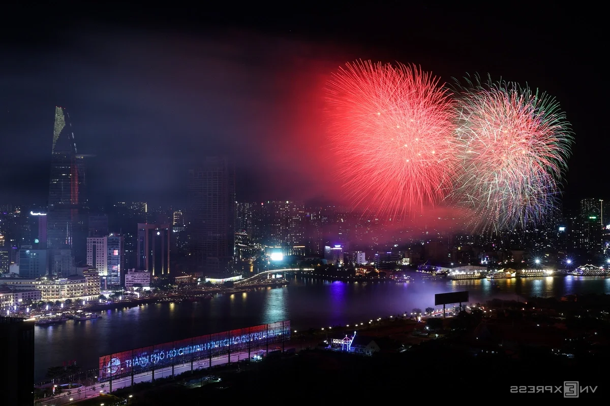 Dazzling Fireworks Show Illuminates Ho Chi Minh City's Skyline on April 30