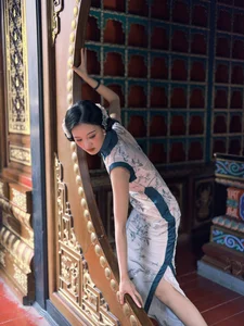 YiTuYu Art Language Vol.10616 Yao Guai Na Li Tao: A Stunning Photobook of Mystical Beauty - image 4