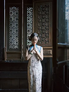 YiTuYu Art Language Vol.10616 Yao Guai Na Li Tao: A Stunning Photobook of Mystical Beauty - image 13