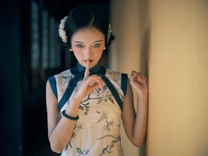 YiTuYu Art Language Vol.10616 Yao Guai Na Li Tao: A Stunning Photobook of Mystical Beauty - image 11