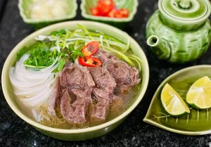 Beyond Pho: Discover the Best Must-Try Culinary Delights When Visiting Hanoi - image 4