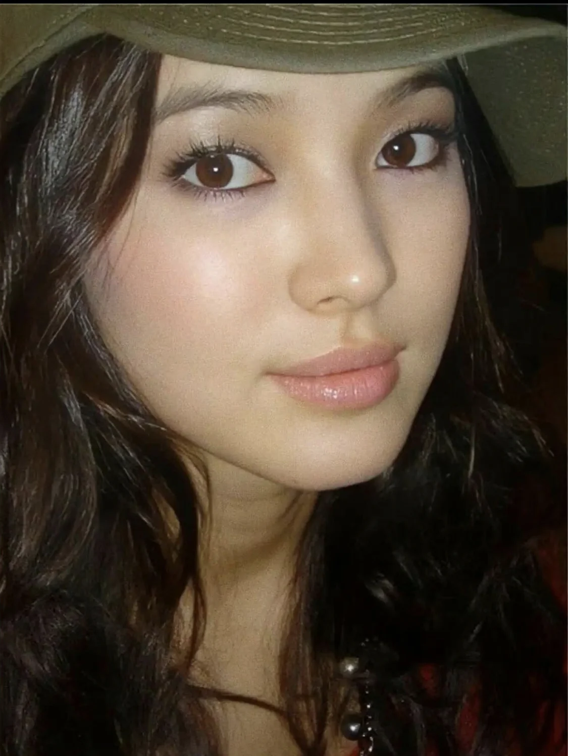 Song Hye Kyo: The Ageless Beauty and Style Icon of the Hallyu Generation