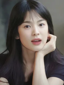 Song Hye Kyo: The Ageless Beauty and Style Icon of the Hallyu Generation - image 3