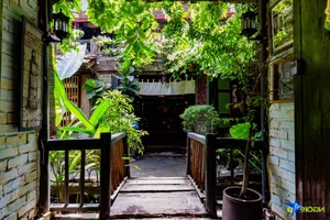 Experience Northwest Culture at This Unique Stilt House Cafe in Hanoi - image 0