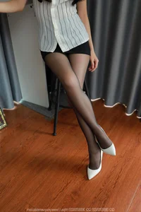Classic Beauty Featured in IESS SXJ No.2000 with Model Mei Zi - image 24
