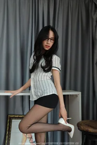 Classic Beauty Featured in IESS SXJ No.2000 with Model Mei Zi - image 39