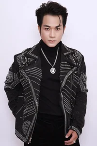 Quach Tuan Du Sends Emotional Message to Hong Loan Amid Family Dispute - image 3