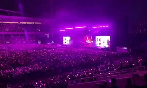 Blackpink Rocks Hanoi: 30,000 Fans Cheer at Spectacular Second Concert Night - image 4