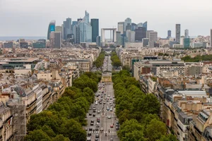 World-Famous Boulevards: Iconic Streets Every Traveler Should Visit - image 104