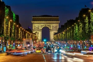 World-Famous Boulevards: Iconic Streets Every Traveler Should Visit - image 118