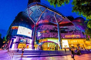 World-Famous Boulevards: Iconic Streets Every Traveler Should Visit - image 117