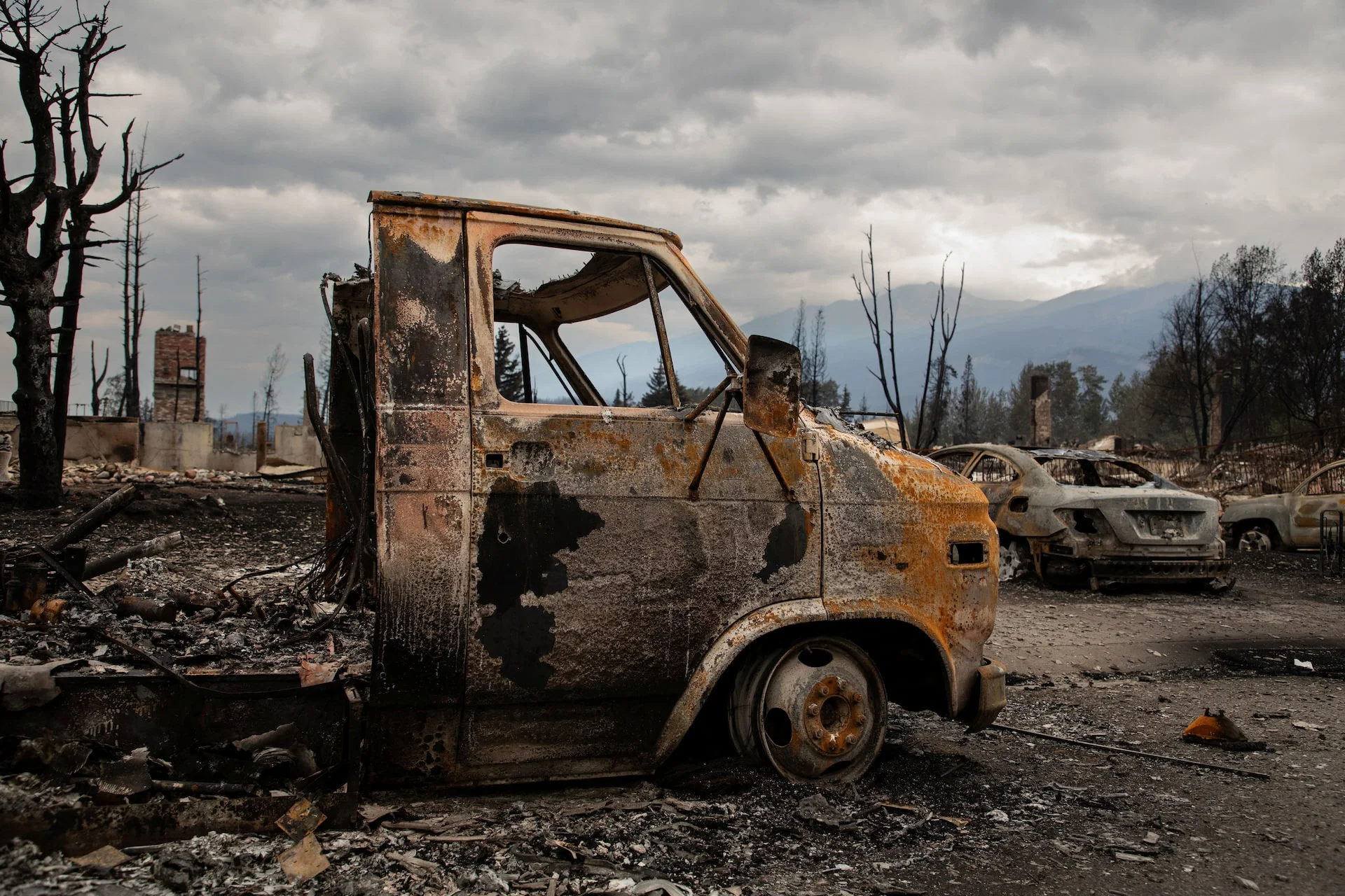 Devastating Wildfires Impact Popular Tourist Towns: A Visual Report