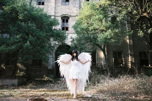 YiTuYu Art Language Vol.6574: Xiao Song Ma Nai's Elegant Visual Journey - image 2